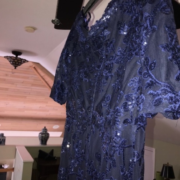 NWT Ralph Lauren Navy off the shoulder gown - Picture 2 of 5